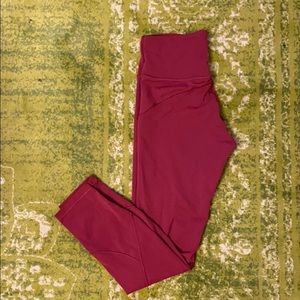 Lululemon In Movements, fuchsia/pink size 6!